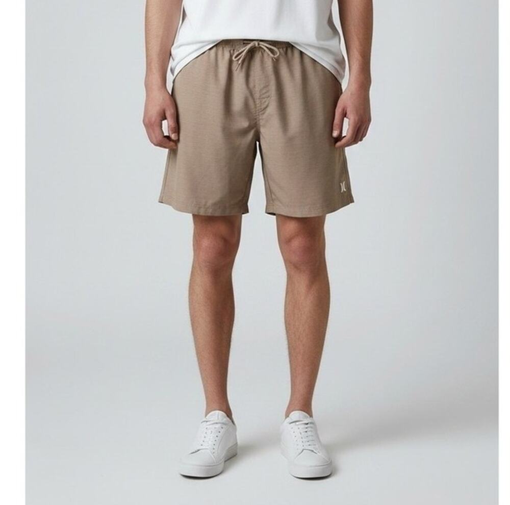 Hurley Alpha Trainer Hybrid Shorts Men L Tan Athletic Lightweight Casual Walking